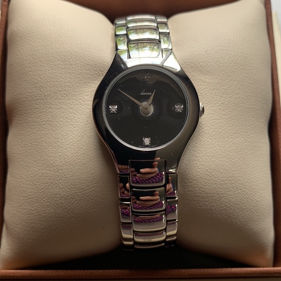 ESQ Swiss watch - Picture 2 of 9